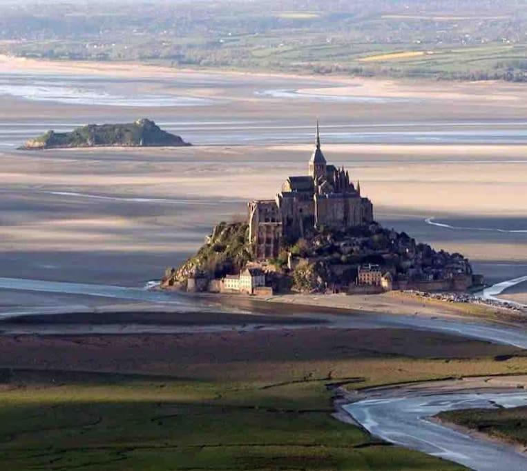 Location Saisonniere Maen Roch Villa Les Portes du Coglais Kültér fotó